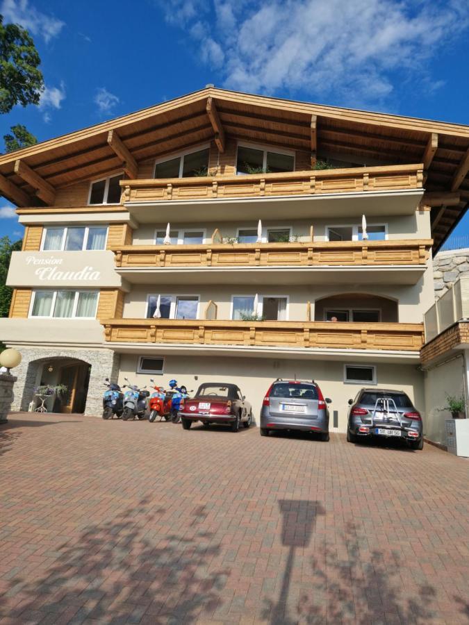 Pension Claudia Zell Am See Bed & Breakfast Exterior photo